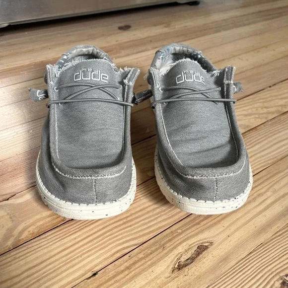 Hey Dude Wally Stretch Iron Gray Men's Casual Loafer Shoes Comfort Slip On - Picture 3 of 9